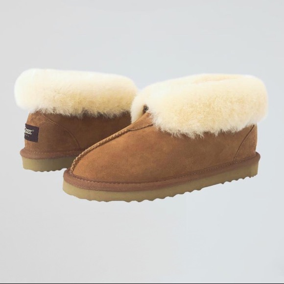 🚨Roozee Mate Shearling Slipper Bootie Chestnut - Picture 1 of 8